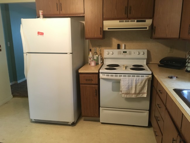 Kitchen - 636 Jefferson Ave