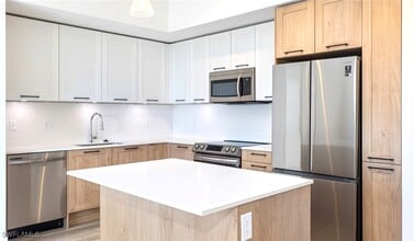 Building Photo - 22980 Vista Edera Cir