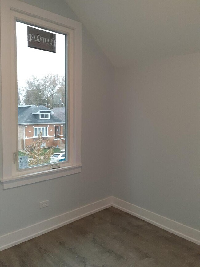 Foto del edificio - 1231 Clinton Ave