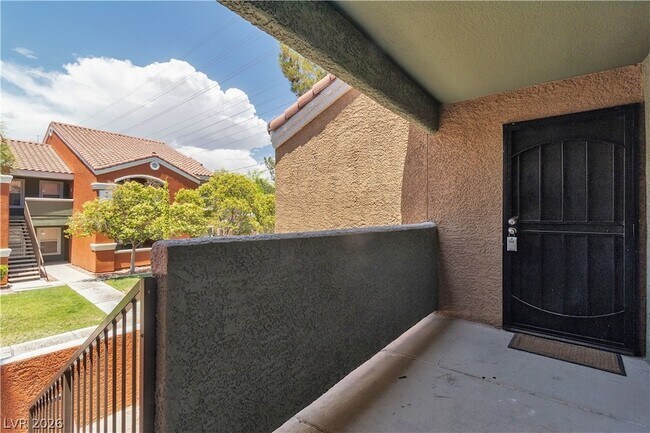 Foto del edificio - 8101 W Flamingo Rd