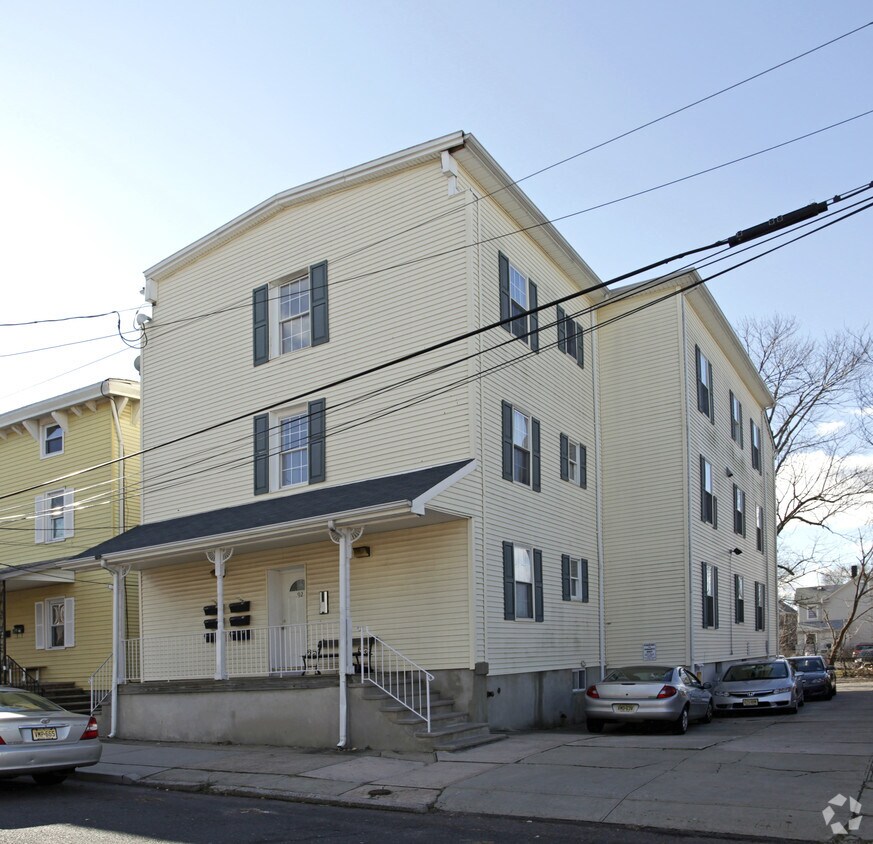 Building Photo - 92 Harvey St