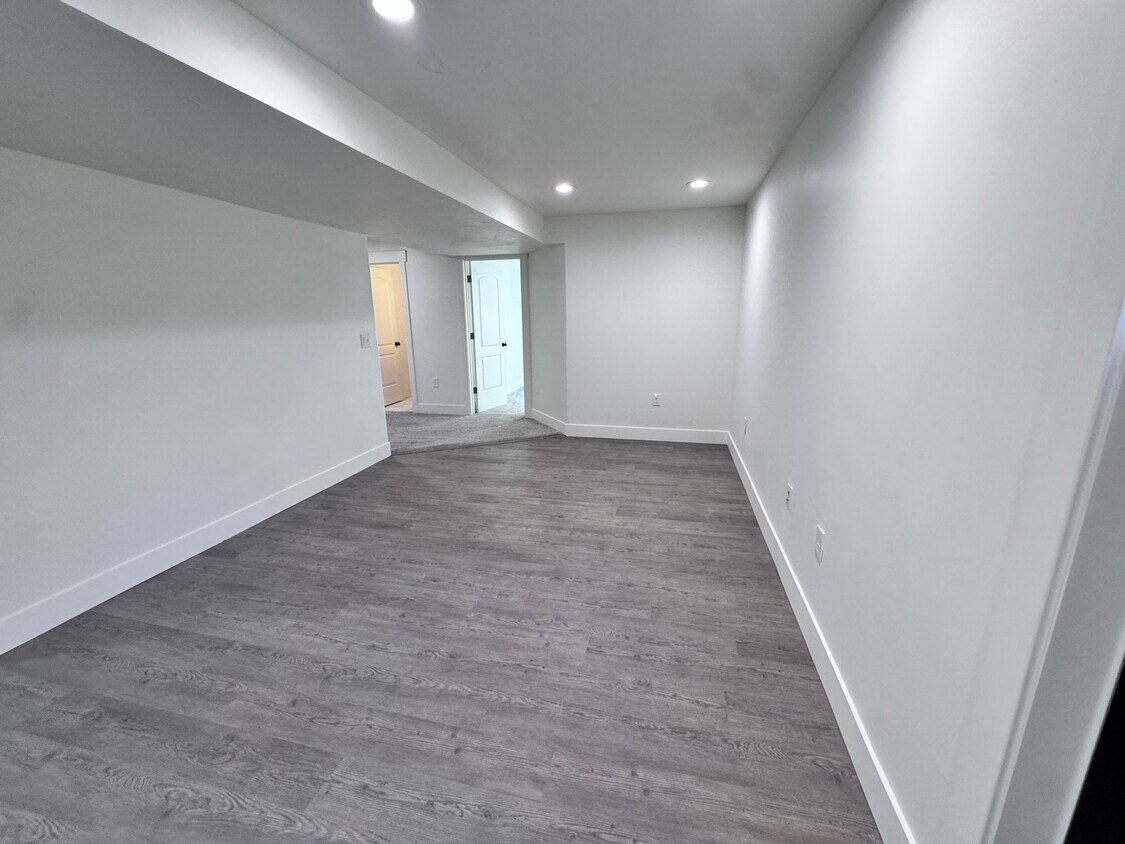 Foto del edificio - 4729 Middleboro Rd