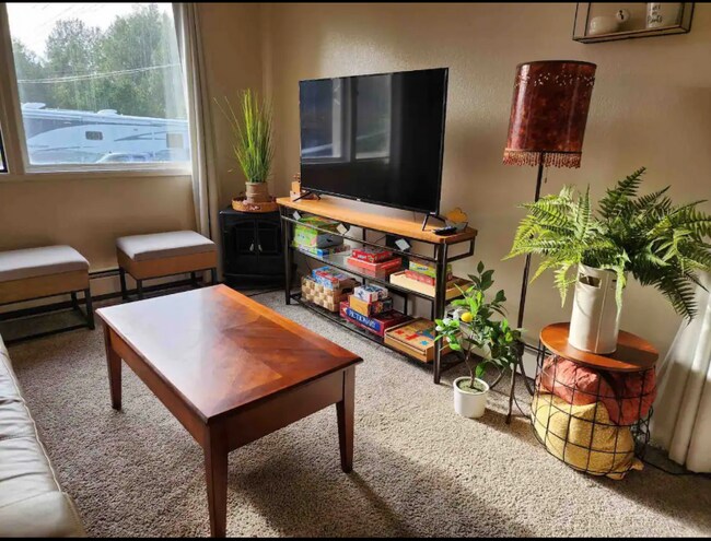 Foto del edificio - 8400 Owen Cir