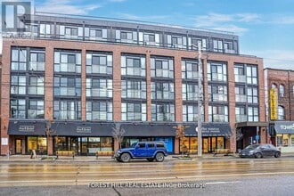 Building Photo - 899 Queen St E