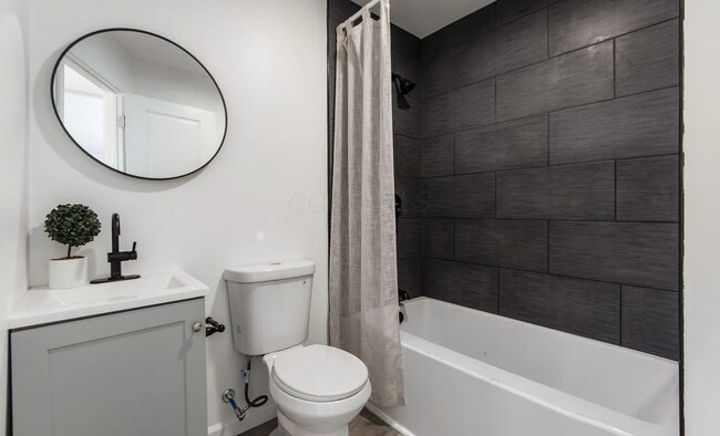 Foto del edificio - 270 Westview Ave