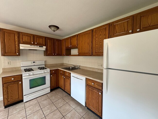 Foto del edificio - Bright and Spacious Corner Unit in North A...