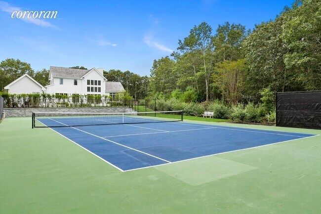 Building Photo - 1 Southampton Hills Ct