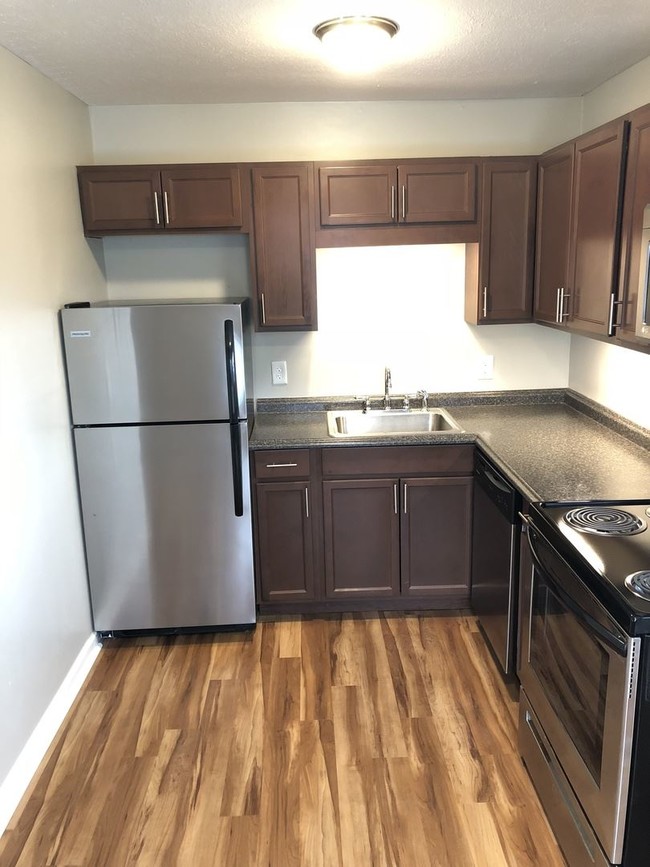Foto del edificio - 2236 Liverpool Ln