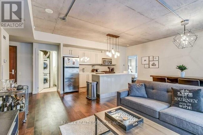 Building Photo - 25 Oxley St