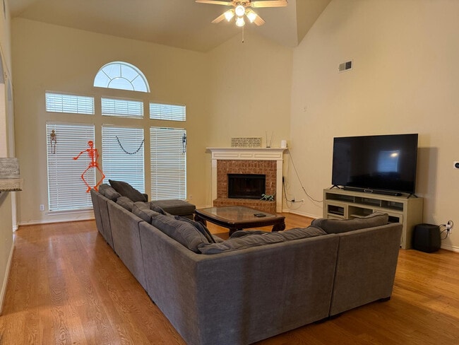 Building Photo - Room in Single Family Home on Levant Ln