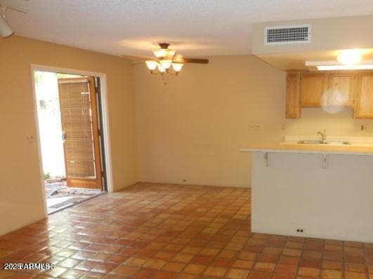Foto del edificio - 10424 N 11th Pl