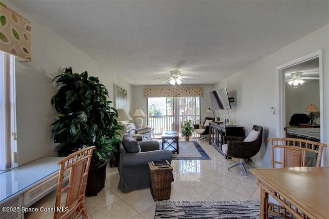 Foto del edificio - 520 Palm Springs Blvd
