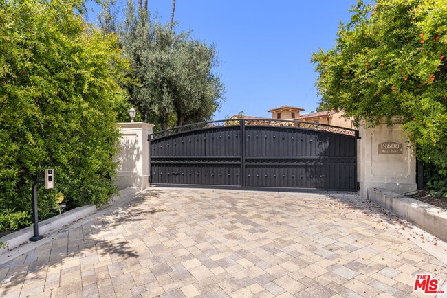 Building Photo - 19609 Citrus Ridge Dr