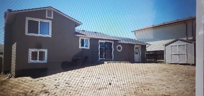 Foto del edificio - 7015 Woody Creek Dr