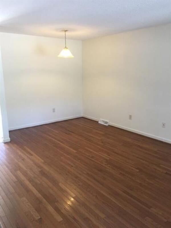 Building Photo - 204 Miller Rd