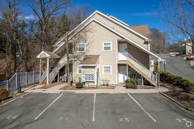 Multiple Condo Entrances - Villas on the Park