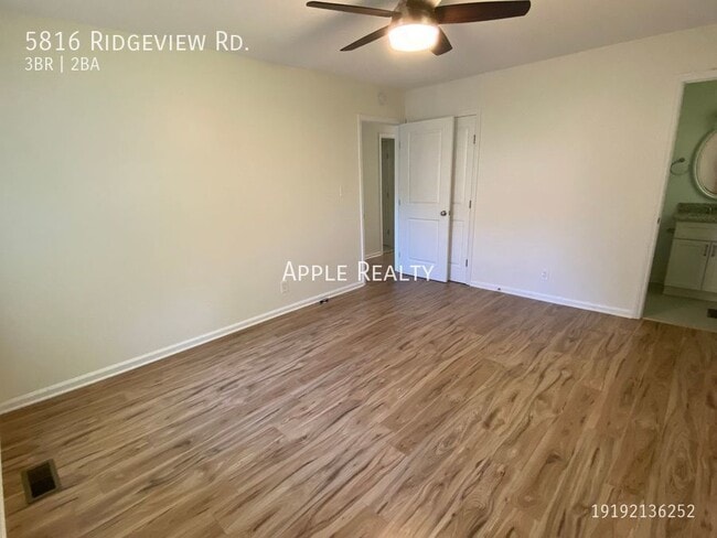 Building Photo - 5816 Ridgeview Rd