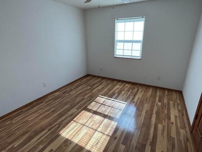 Foto del edificio - 18717 Kokomo Ln