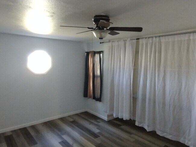 Foto del edificio - 12142 Huron St