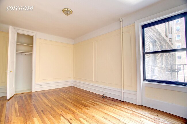 Building Photo - 160 Claremont Ave