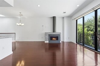 Building Photo - 2600 Museum Way