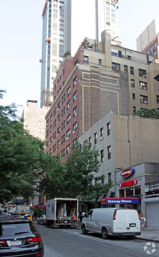 Primary Photo - 121 east 31st st