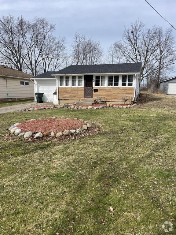 Building Photo - 155 Talbot Dr