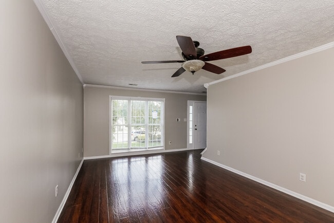 Foto del edificio - 2805 Churn Ct