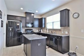 Building Photo - 3430 Brockenhurst Dr