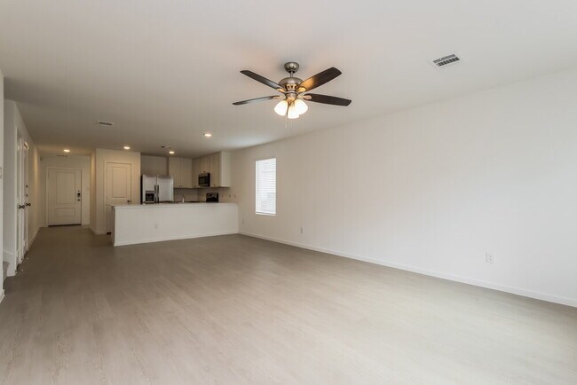 Foto del edificio - 16006 Tallis Dr