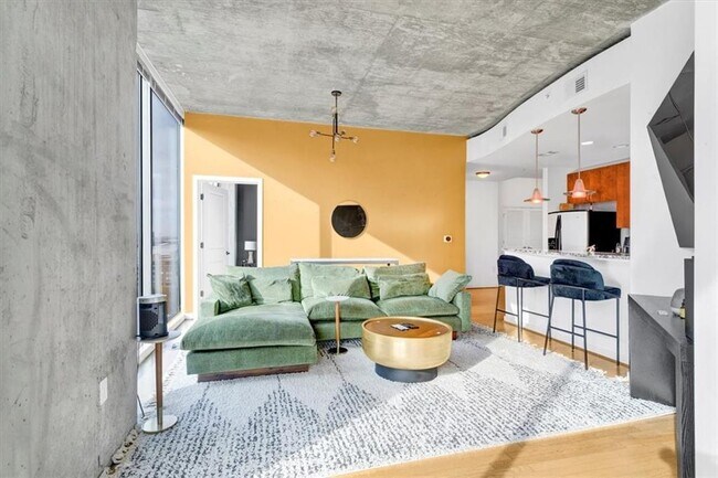 Foto del edificio - 400 W Peachtree St NW