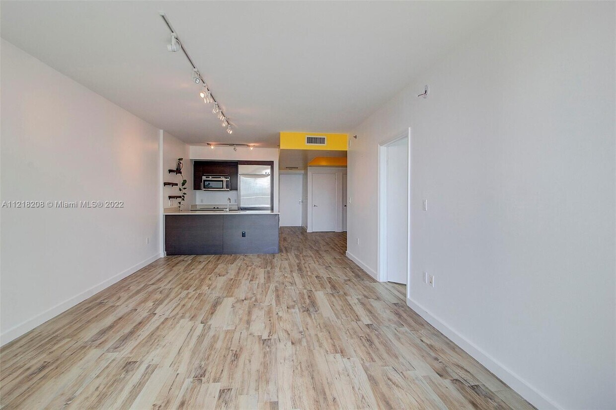 500 Brickell Ave Unit 1700, Miami, FL 33131 Condo for Rent in Miami, FL