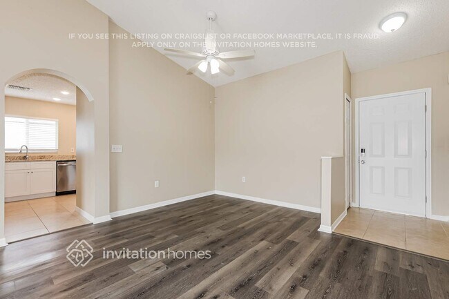 Foto del edificio - 3022 Summer House Dr