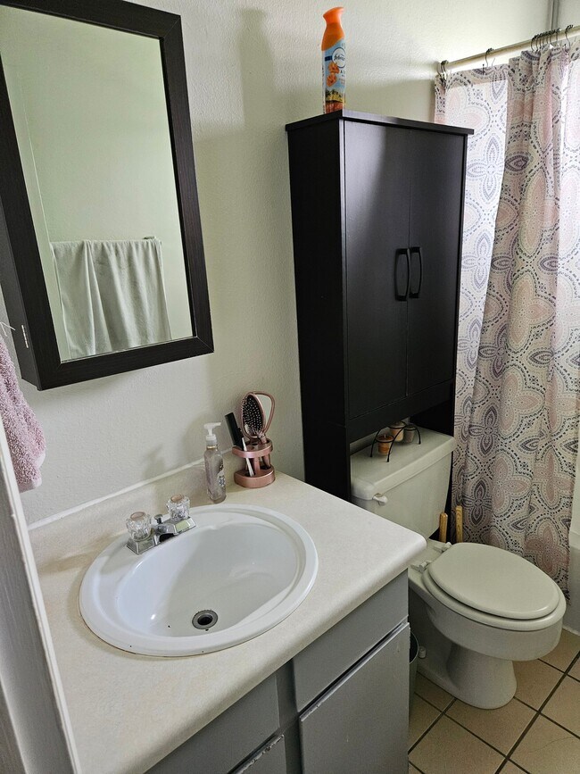 Building Photo - 5662 China Clay Dr