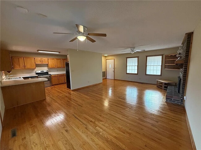 Foto del edificio - 3 Bedroom 2 Bathroom