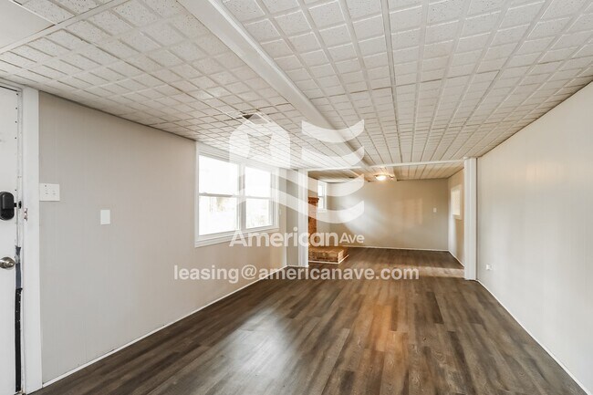 Foto del edificio - 4025 Delree St