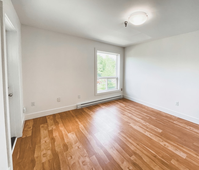 Building Photo - Rutledge Manor