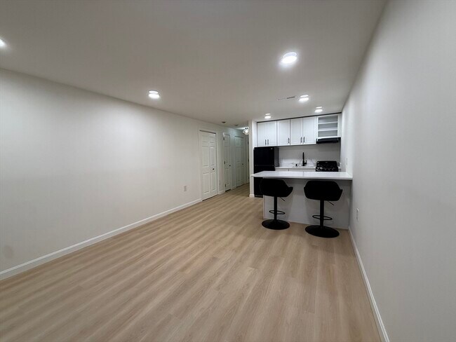 Foto del edificio - 2 Greenbriar Dr