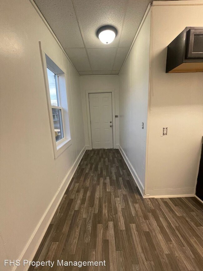 Foto del edificio - 1 br, 1 bath House - 1071 E Commercial Unit B