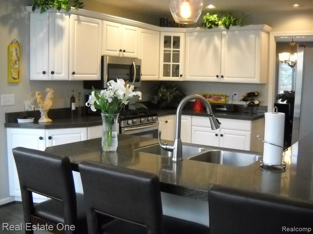 Foto principal - 4332 Oak Pointe Dr