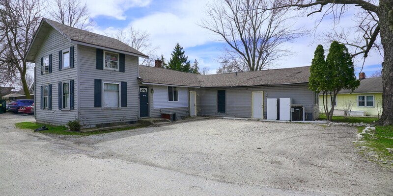 Primary Photo - 709 Chicago Ave