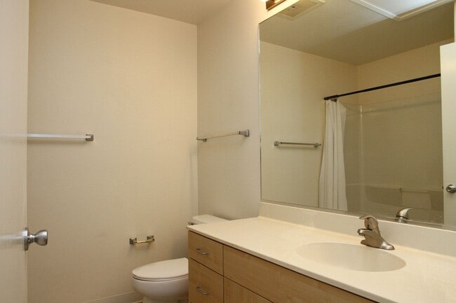 Building Photo - HIGHLY DESIREABLE Mililani Mauka 3BR/2BA/2...