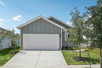 Building Photo - 125 Honeybee Ln