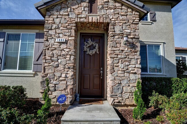 Foto del edificio - Harlan Ranch Home for Lease -