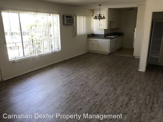 Building Photo - 1942 Overland Ave