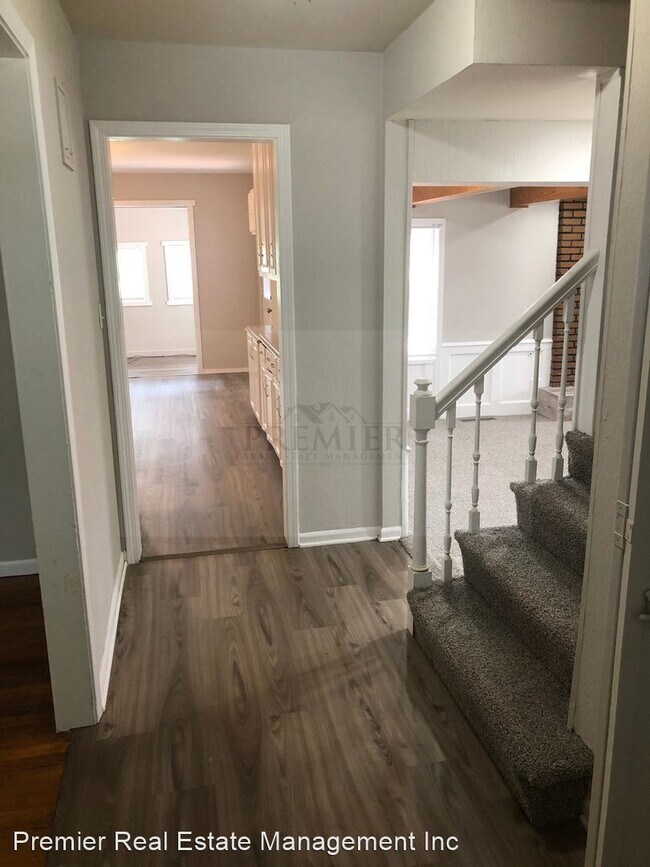 Foto del edificio - 4 br, 2.5 bath House - 10549 Mersington Ave