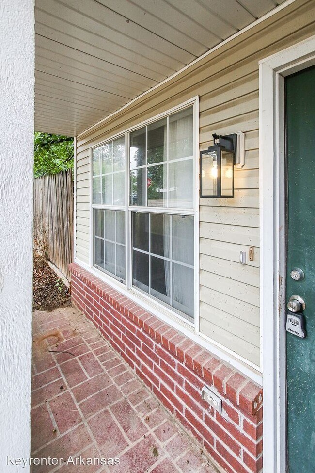 Building Photo - 3 br, 2 bath House - 3252 W Woodridge Drive