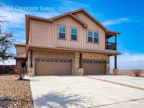 Building Photo - 307 Creekside Curve