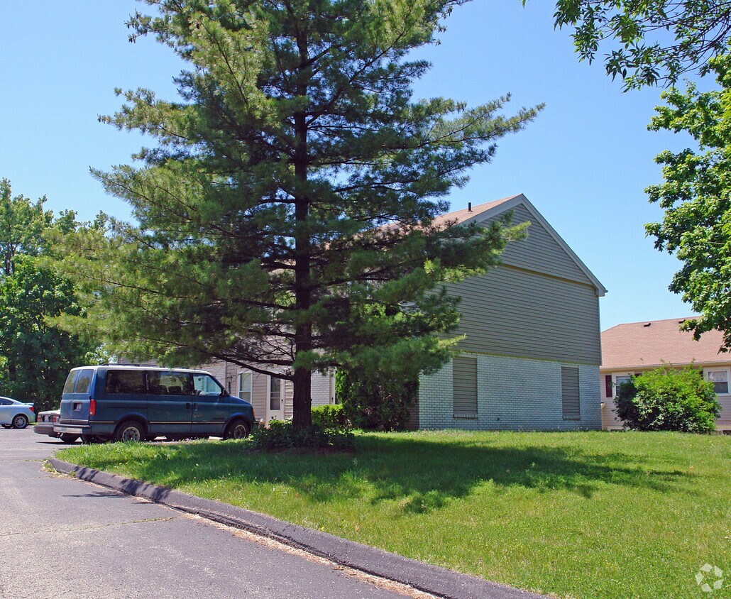Foto del edificio - 304-322 Windsor Park Dr