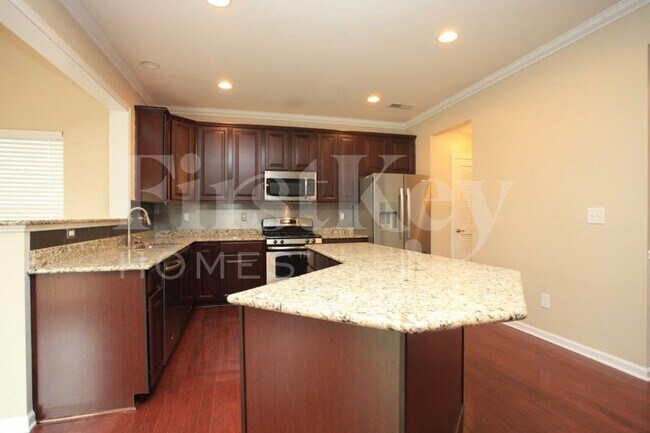 Foto del edificio - 3009 Fallondale Rd
